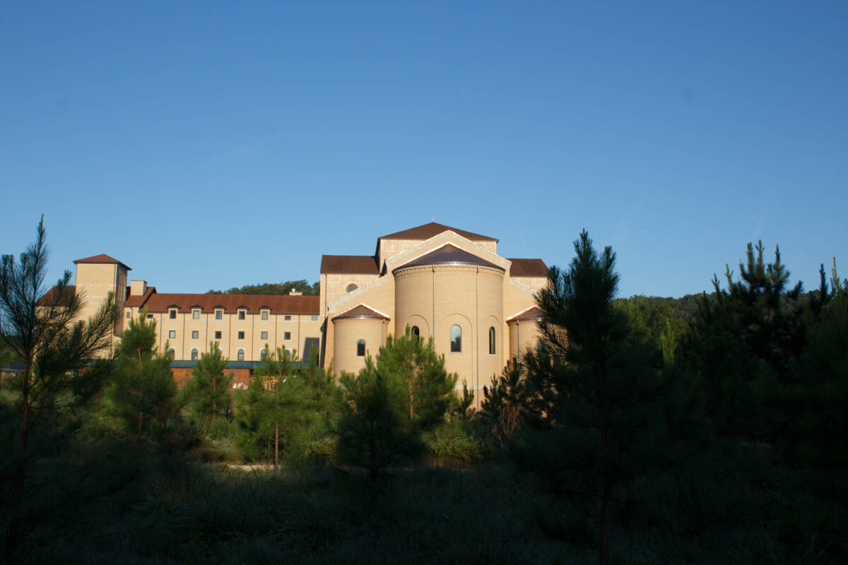 Our Lady of Clear Creek Abbey Hulbert, Oklahoma, USA - Collegio Sant ...